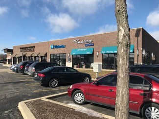 Plus de détails pour 5572 Grand Ave, Gurnee, IL - Commerce de détail à louer
