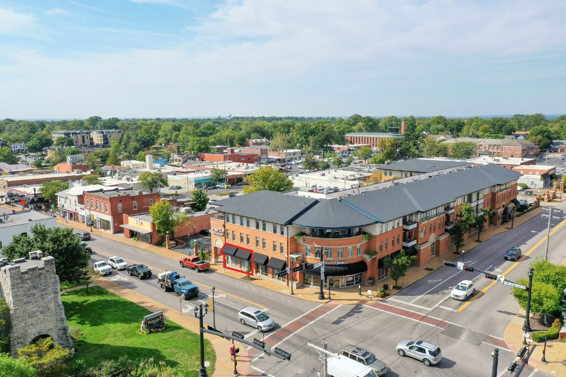 249 N Kirkwood Rd, Saint Louis, MO for lease Building Photo- Image 1 of 7