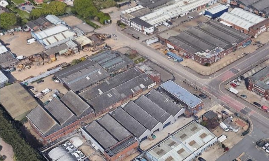 Hainault Business Park Portfolio portfolio of 2 properties for sale on LoopNet.ca - Building Photo - Image 2 of 2