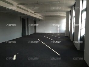 Office in Lyon for lease Interior Photo- Image 2 of 13