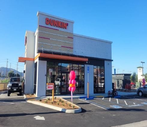 3352-3400 Wentworth Dr, Hemet, CA for lease - Building Photo - Image 3 of 10