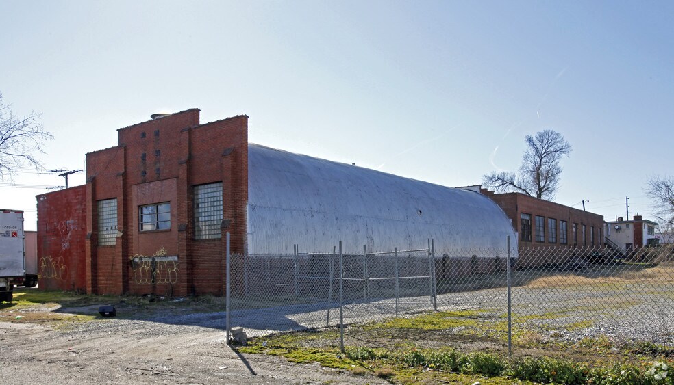 815 Dinwiddie Ave, Richmond, VA à louer - Photo du bâtiment - Image 3 de 19