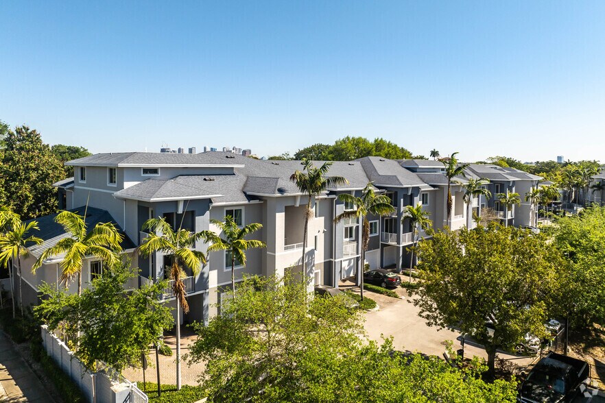 400-406 SE 22nd St, Fort Lauderdale, FL à vendre - Photo principale - Image 1 de 6