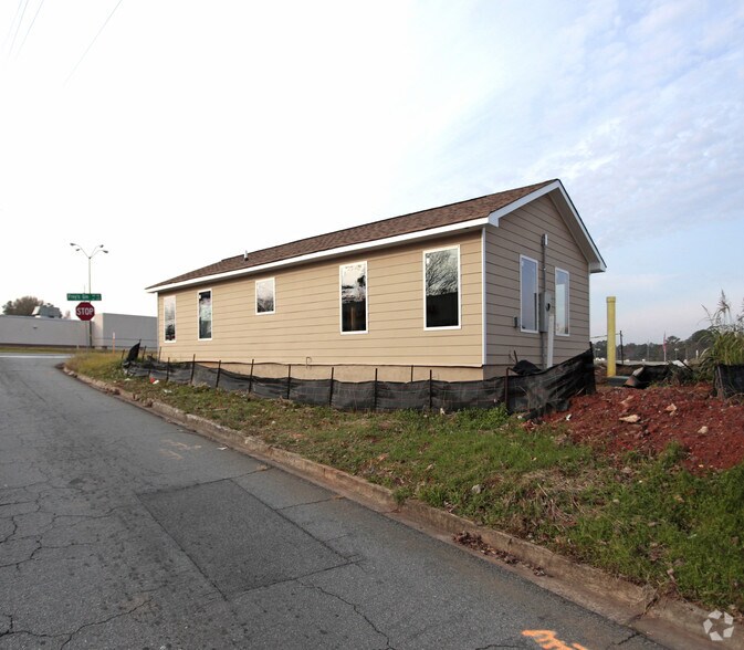 23 Freys Gin Rd, Marietta, GA à vendre - Photo du bâtiment - Image 2 de 3