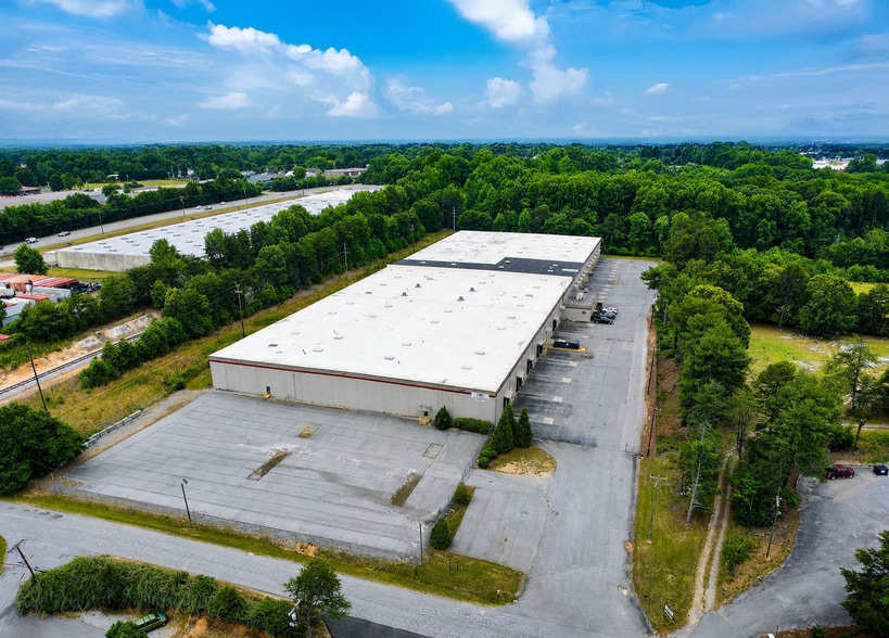 49 Donkle Rd, Greenville, SC for sale - Building Photo - Image 1 of 6