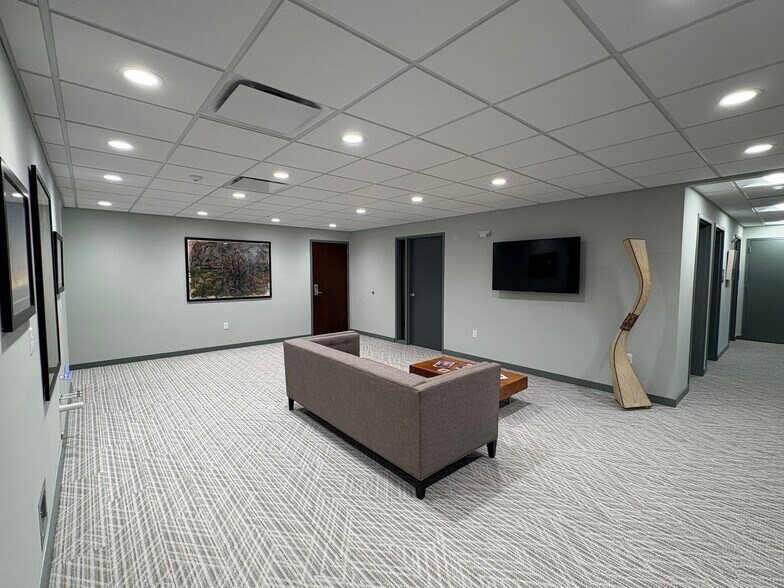 4801 Quail Crest Pl, Lawrence, KS à louer - Photo intérieure - Image 2 de 19