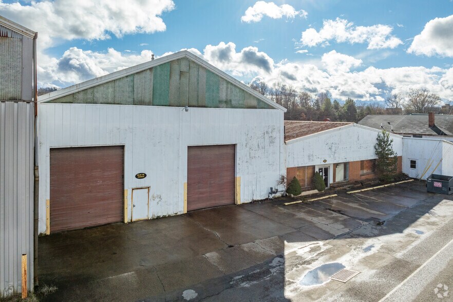 205 Kittanning St, Butler, PA à louer - Photo du bâtiment - Image 1 de 3