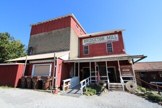 Plus de détails pour 8104 Bridgeton Rd, Bridgeton, IN - Spécialité à vendre