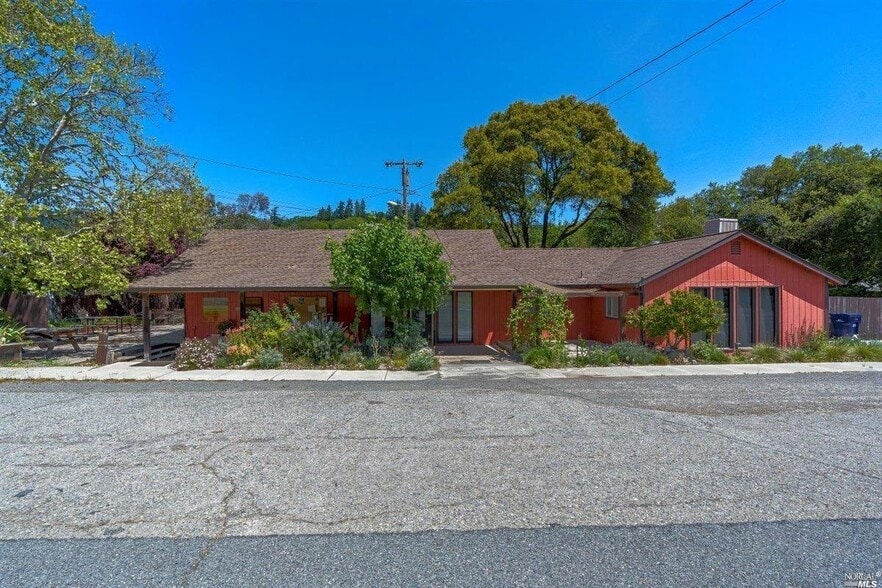 26651 Hwy 128, Yorkville, CA for sale - Building Photo - Image 3 of 13