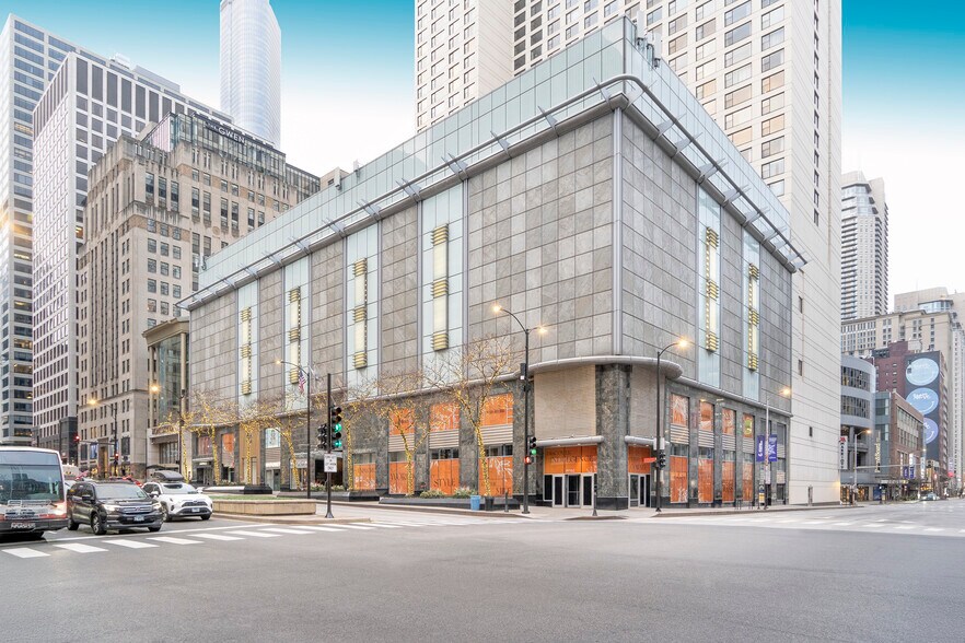 520 N Michigan Ave, Chicago, IL à louer - Photo du bâtiment - Image 2 de 10