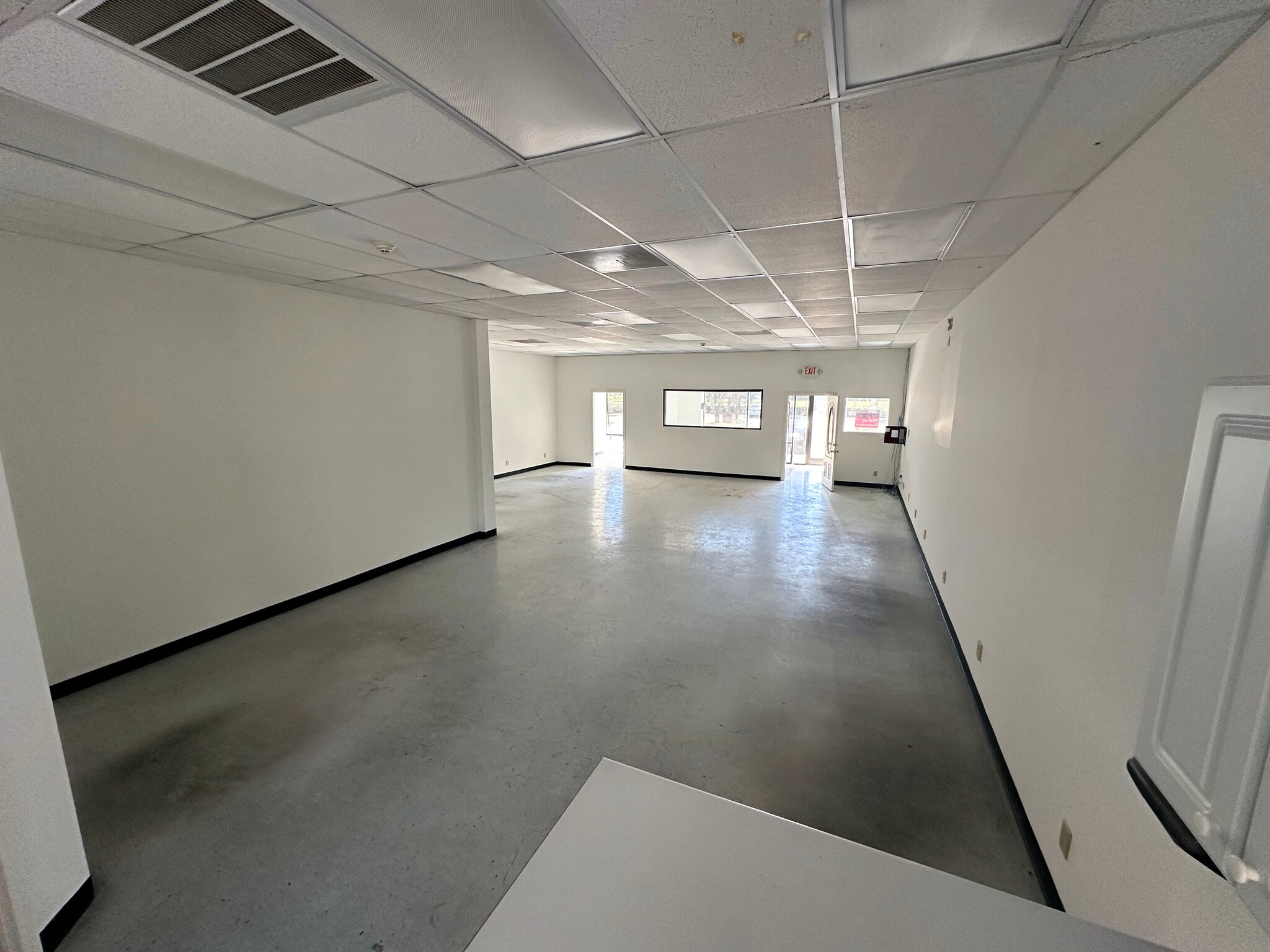 23120-23128 Westheimer Pky, Katy, TX for lease Interior Photo- Image 1 of 4