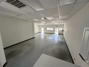 23120-23128 Westheimer Pky, Katy, TX for lease Interior Photo- Image 1 of 4