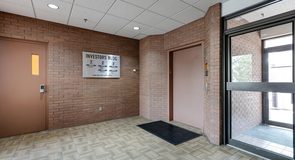 1650 Willow Lawn Dr, Richmond, VA à vendre - Photo intérieure - Image 2 de 19