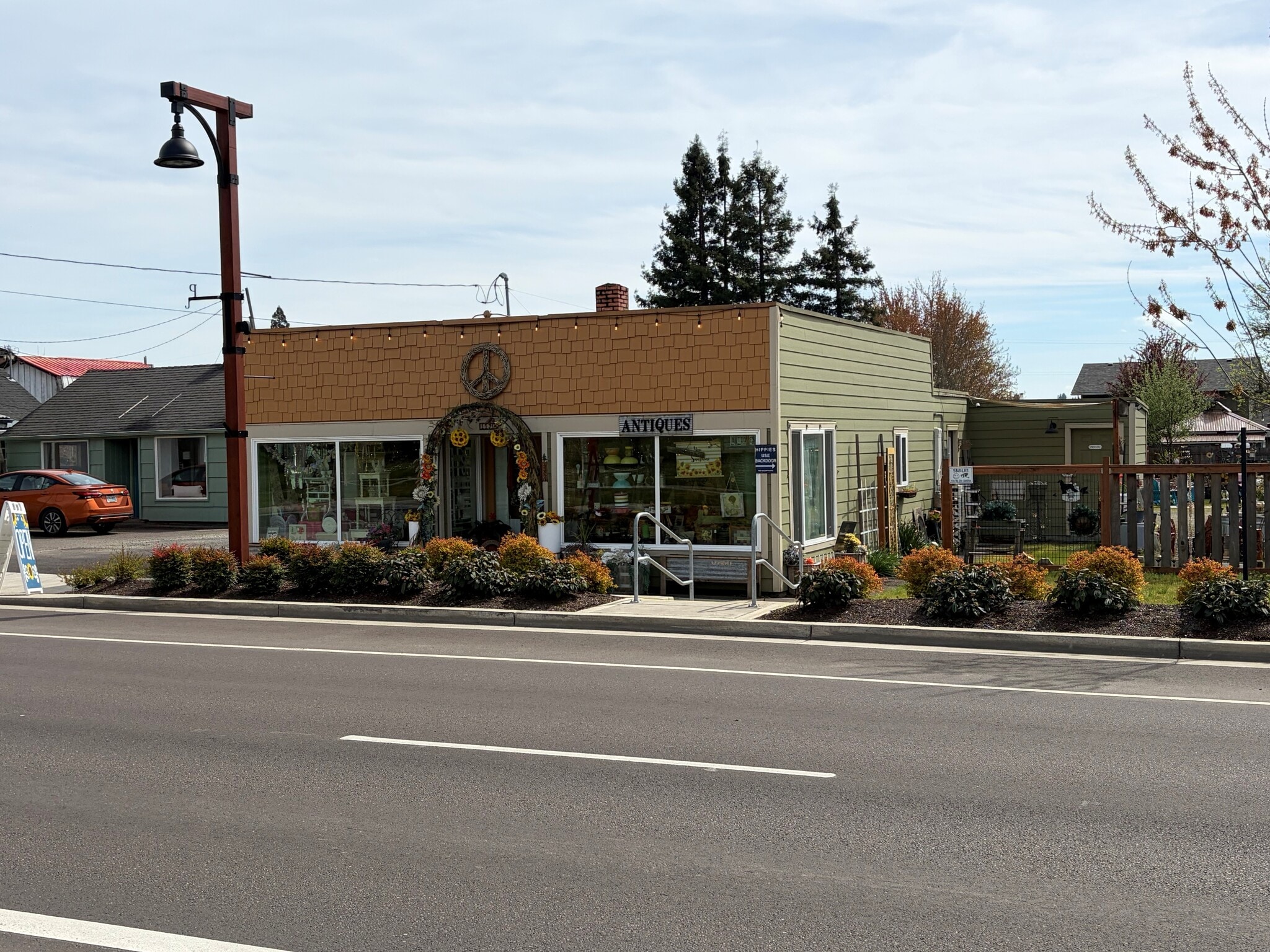 1120 Main St, Philomath, OR for lease Building Photo- Image 1 of 18