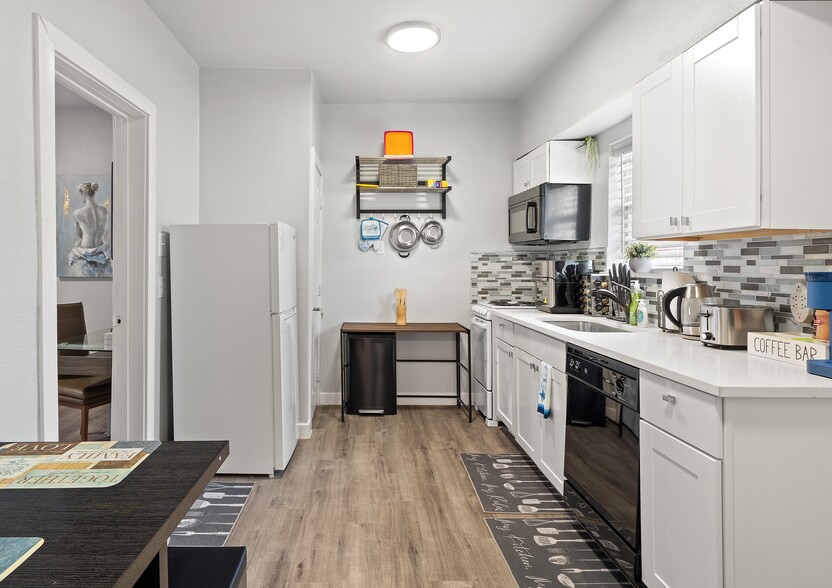 2308 Britton Dr, Dallas, TX for sale - Building Photo - Image 3 of 3