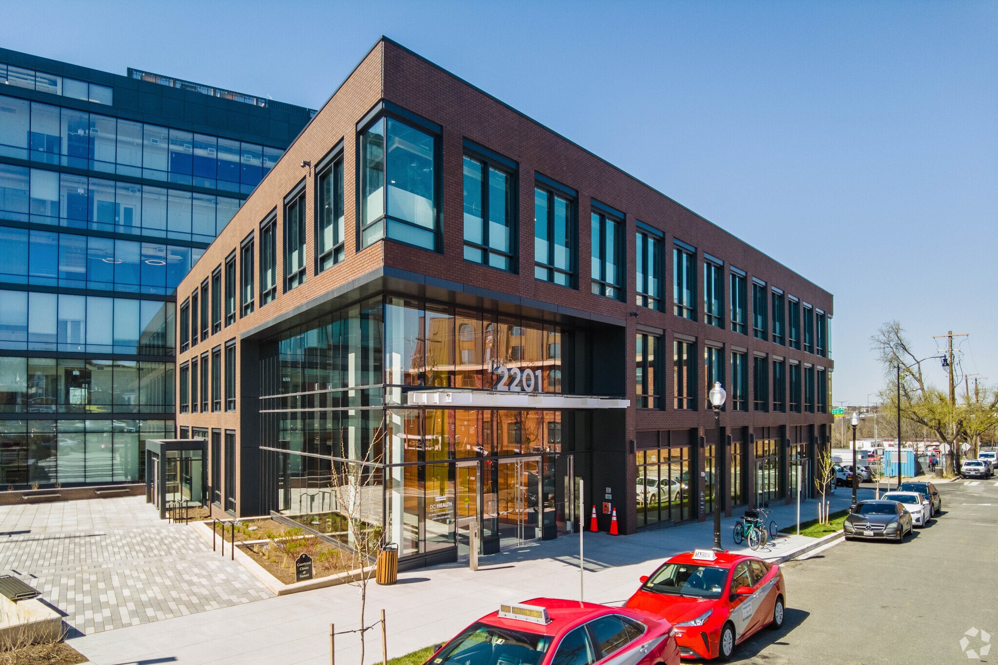 2201 Shannon Pl SE, Washington, DC à louer Photo du bâtiment- Image 1 de 7