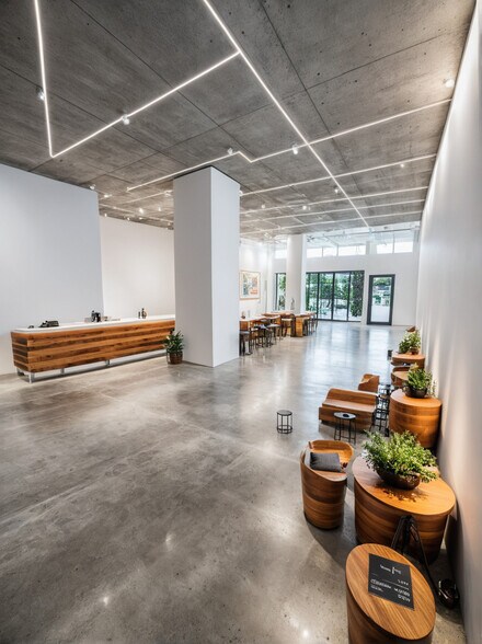 4529 47th St, Woodside, NY à louer - Photo du bâtiment - Image 3 de 13