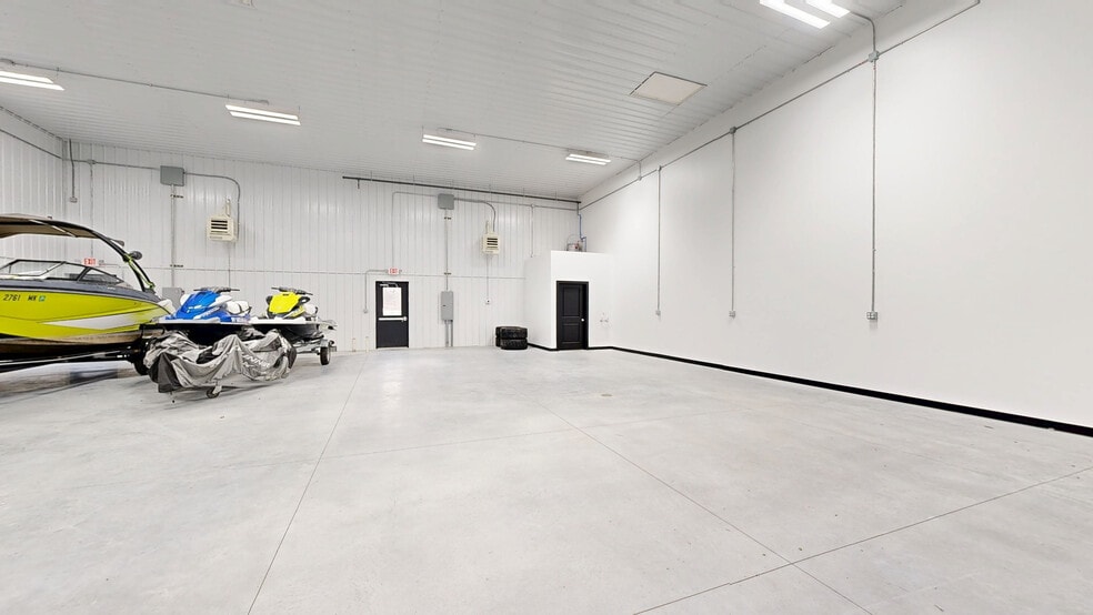 10 Regency Oaks Blvd, Rochester, NY à louer - Numérisation 3D de Matterport - Image 2 de 14