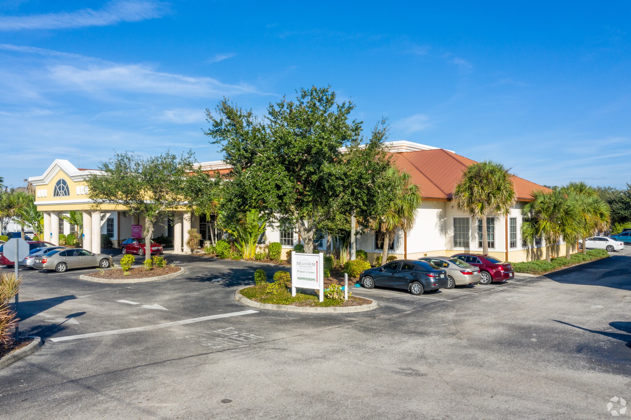19621 Cochran Blvd, Port Charlotte, FL à louer Photo principale- Image 1 de 12