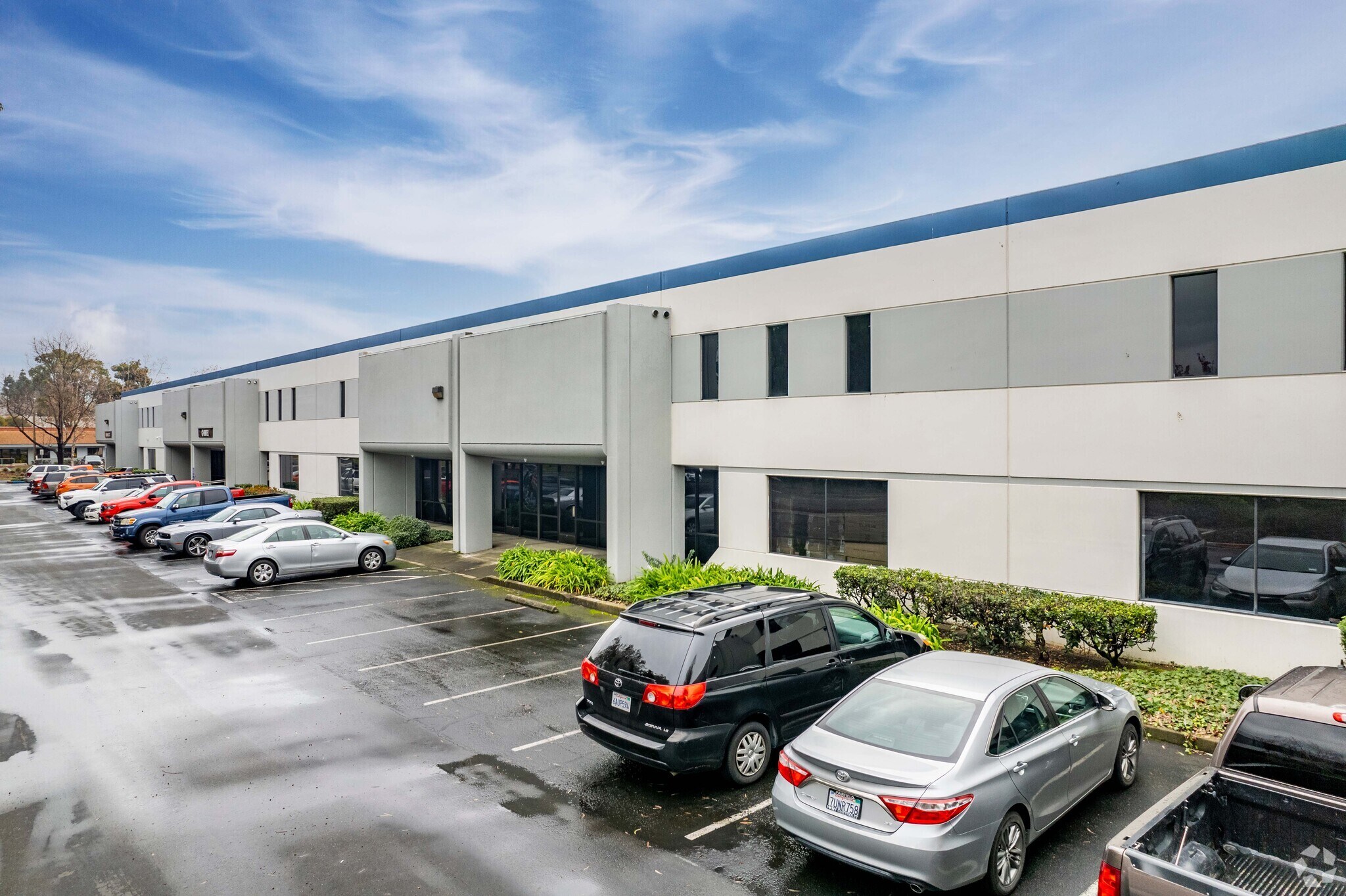 1502-1520 Crocker Ave, Hayward, CA à louer Photo principale- Image 1 de 6