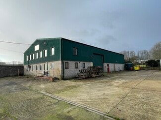 Plus de détails pour Hollom Down Rd, Salisbury - Industriel à louer