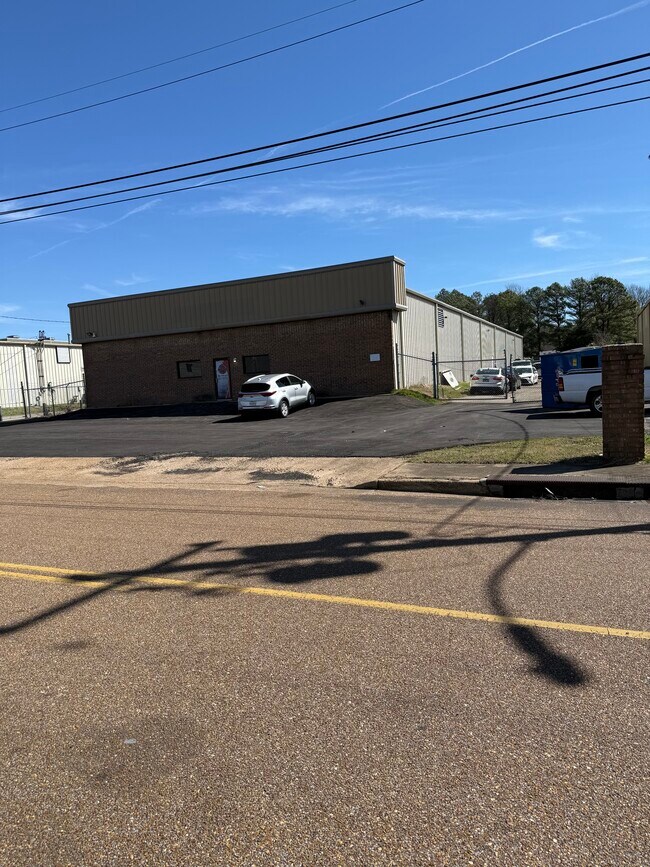 More details for 4640 Damascus Rd, Memphis, TN - Industrial for Lease