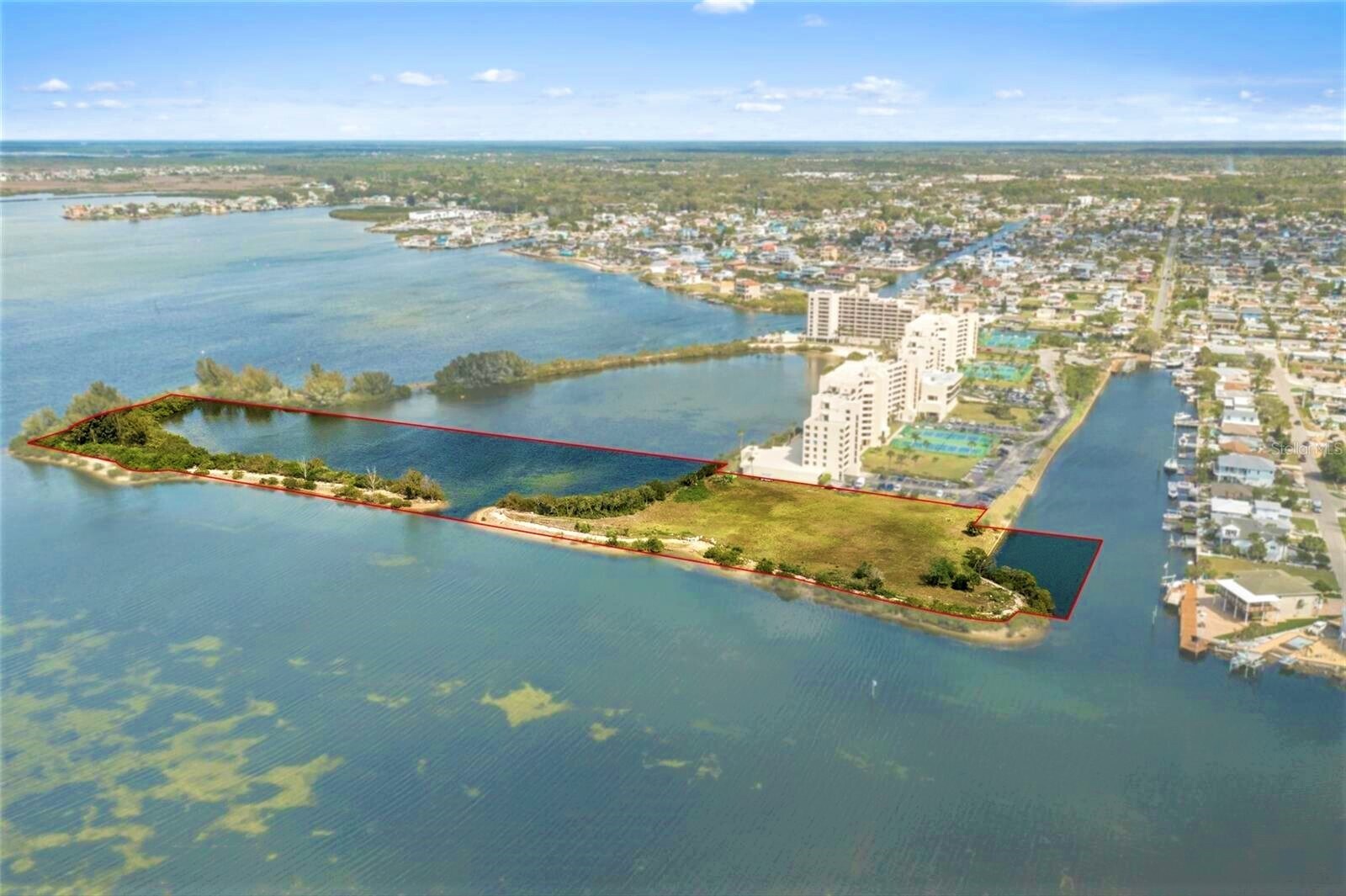 5913 Sea Ranch Dr, Hudson, FL à vendre Photo du bâtiment- Image 1 de 16