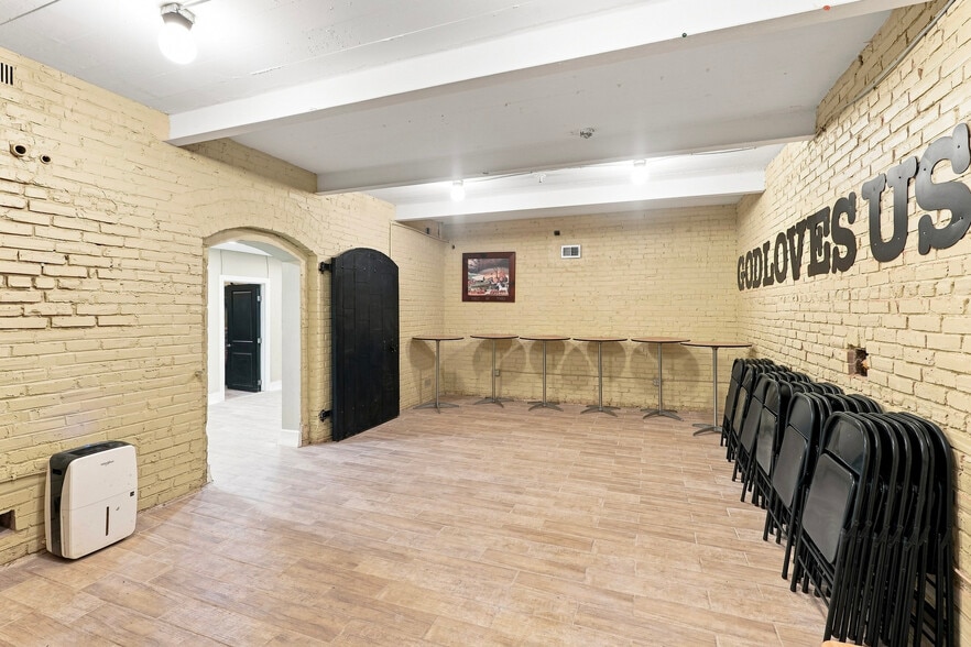 5928 Master St, Philadelphia, PA for sale - Building Photo - Image 3 of 13
