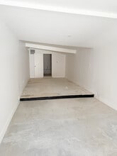 7801 Melrose Ave, Los Angeles, CA à louer Photo intérieure- Image 2 de 2