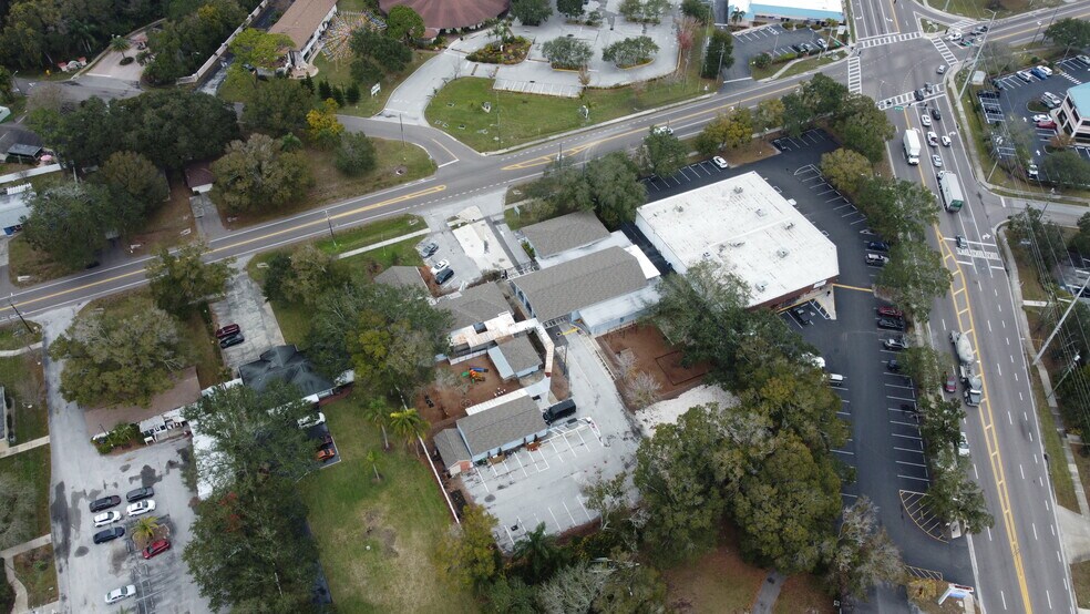 2177 NE Coachman Rd, Clearwater, FL à vendre - Photo du bâtiment - Image 3 de 10