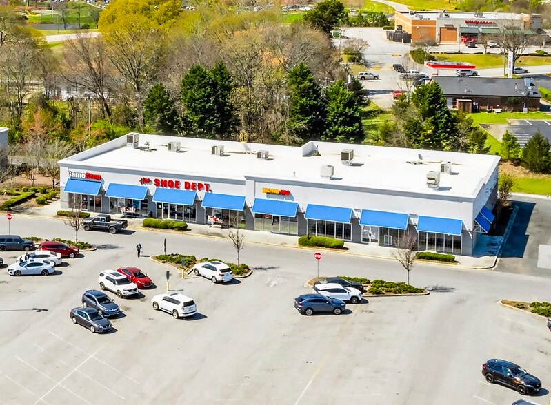 805 Lancaster Bypass W, Lancaster, SC for lease - Building Photo - Image 2 of 8