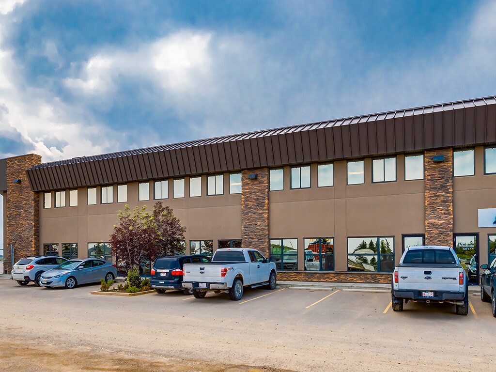 41070 Cook Rd, Rocky View No 44, AB à vendre Photo du bâtiment- Image 1 de 27