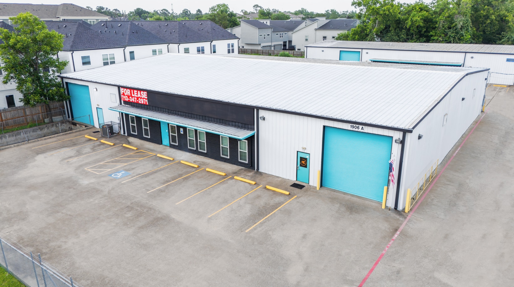 1906 Johanna Dr, Houston, TX for lease Primary Photo- Image 1 of 6