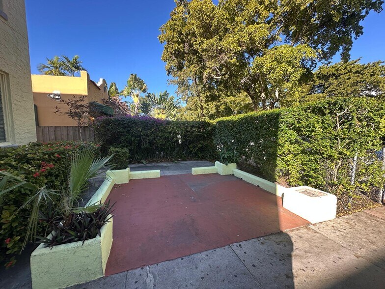 818 Jefferson Ave, Miami Beach, FL à vendre - Photo du bâtiment - Image 3 de 5