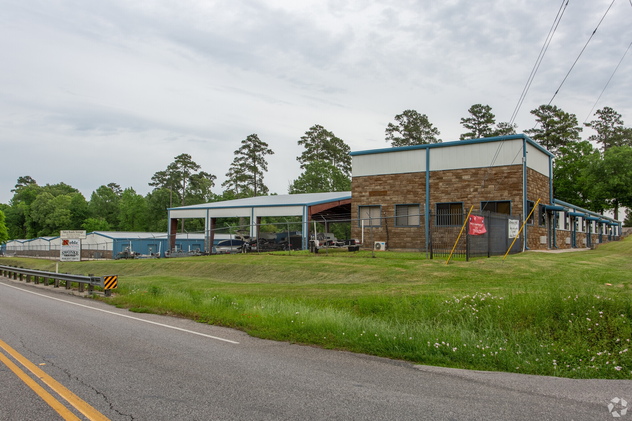 20048 Peel Rd, Montgomery, TX for lease Primary Photo- Image 1 of 3