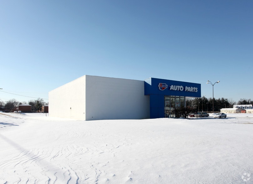 4011 E Main St, Columbus, OH for lease - Building Photo - Image 3 of 25