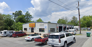 More details for 61 E Peacock Ave, Denton, NC - Retail for Sale