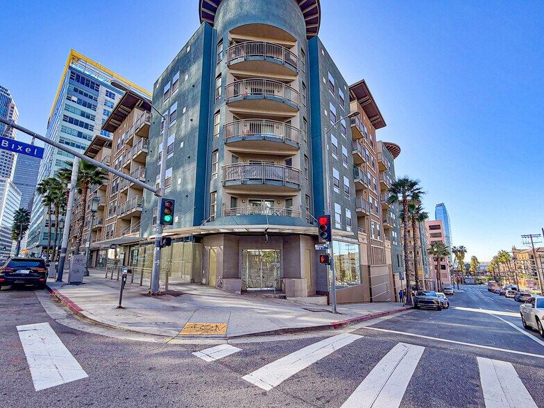 670 S Bixel St, Los Angeles, CA à louer - Photo du bâtiment - Image 2 de 5