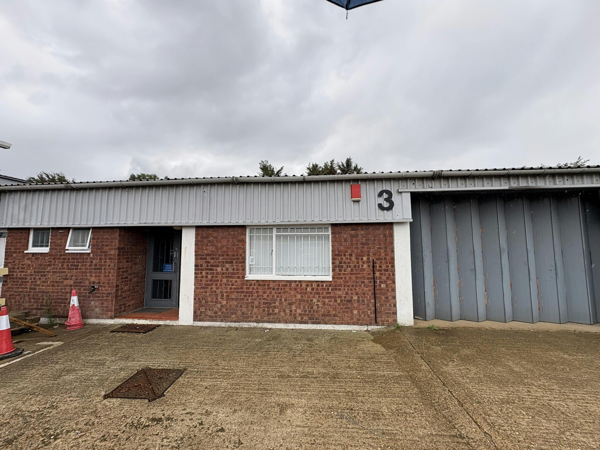 Shield Rd, Ashford à louer Photo du bâtiment- Image 1 de 11