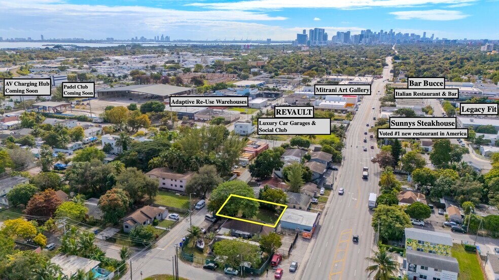 7552 NE Miami Ct, Miami, FL à vendre - Photo du bâtiment - Image 2 de 9