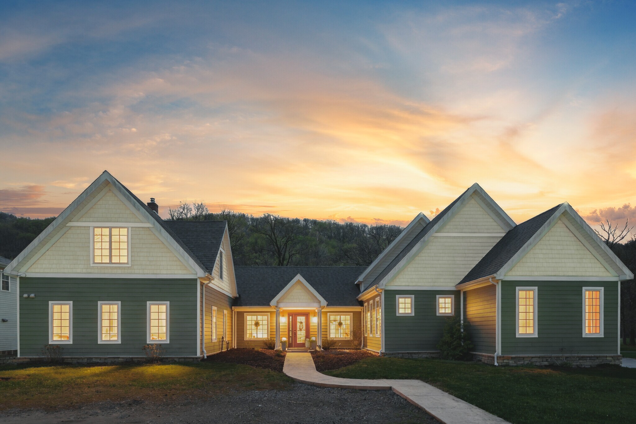 690 Main St, Vintondale, PA for sale Primary Photo- Image 1 of 47