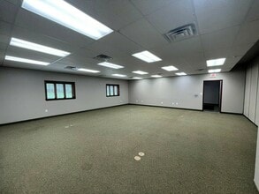 695 Pro Med Ln, Carmel, IN à louer Photo intérieure- Image 1 de 3