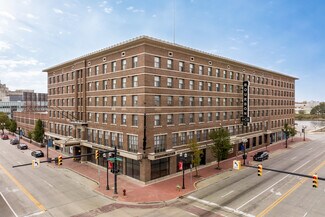 Plus de détails pour 107 S Washington Ave, Saginaw, MI - Commerce de détail à louer
