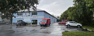 Plus de détails pour 3910 Domestic Ave, Naples, FL - Industriel à louer