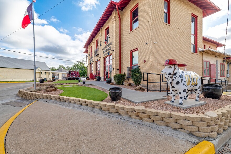 200 S Magdalen St, San Angelo, TX à vendre - Photo du bâtiment - Image 3 de 20