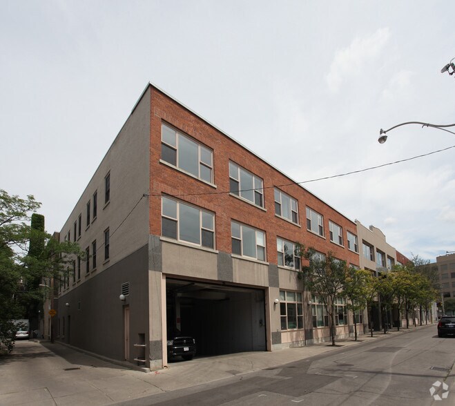 10 Alcorn Ave, Toronto, ON for lease - Building Photo - Image 3 of 9