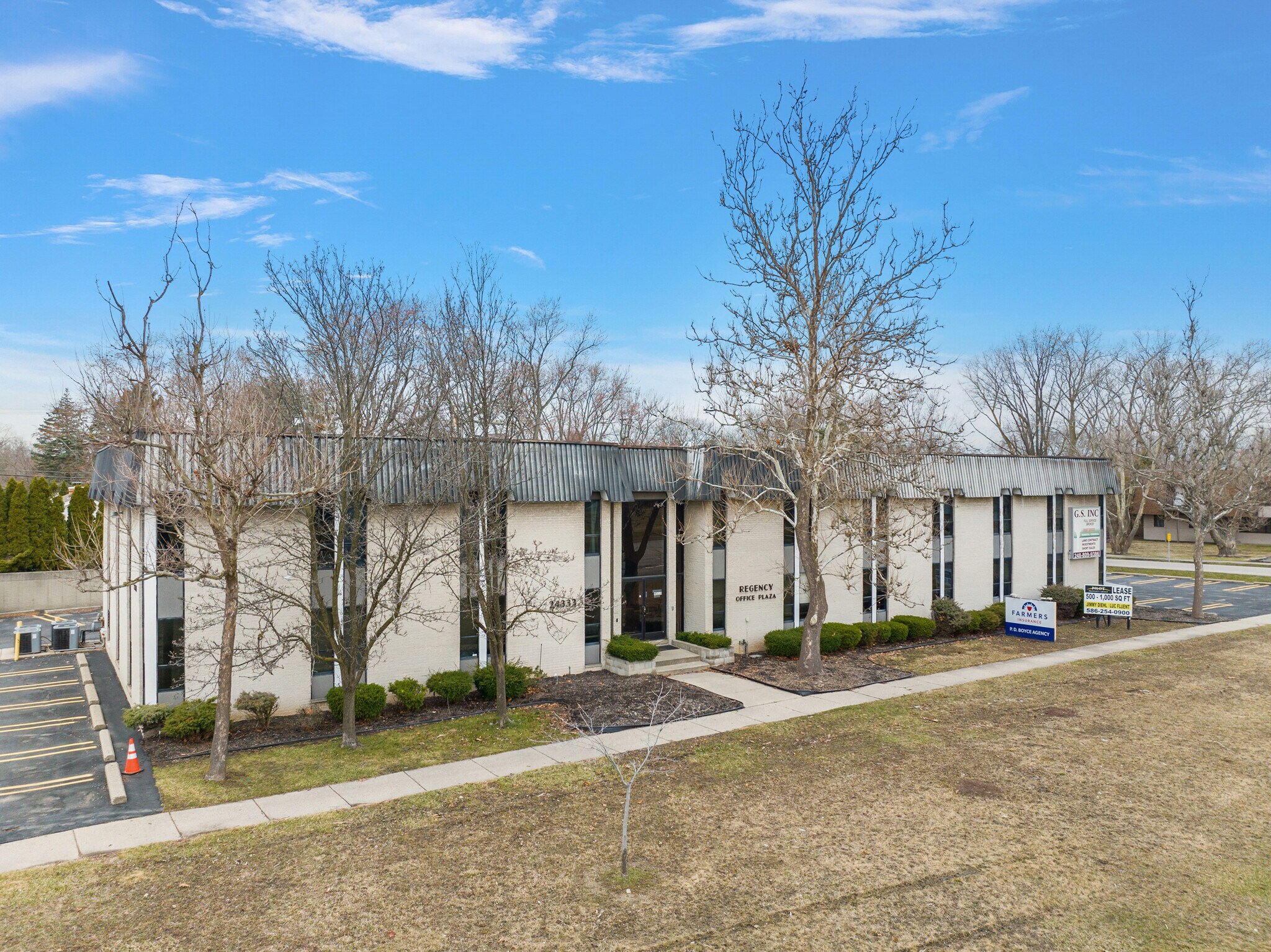 24333 Southfield Rd, Southfield, MI à vendre Photo du bâtiment- Image 1 de 3