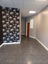 247 Rosemount Pl, Aberdeen for lease Interior Photo- Image 2 of 4