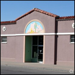 2235 Wyoming Ave, El Paso, TX à louer - Photo du bâtiment - Image 2 de 8