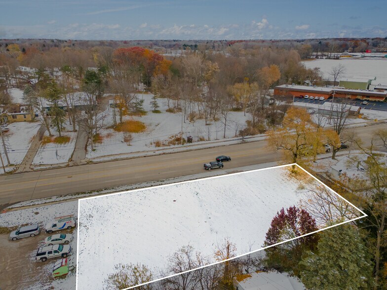 6250 Dixie Hwy, Saginaw, MI à vendre - Photo du bâtiment - Image 2 de 5